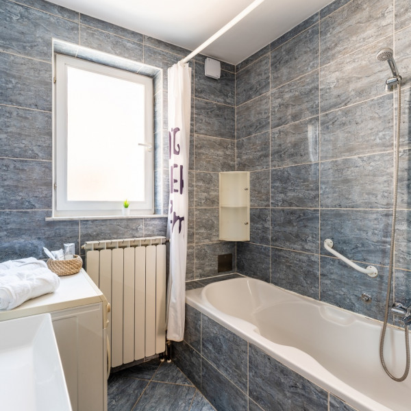 Bathroom / WC, Apartmani Borik, Apartments Borik with wellness, gym, and playground, Bjelovar, Croatia Bjelovar